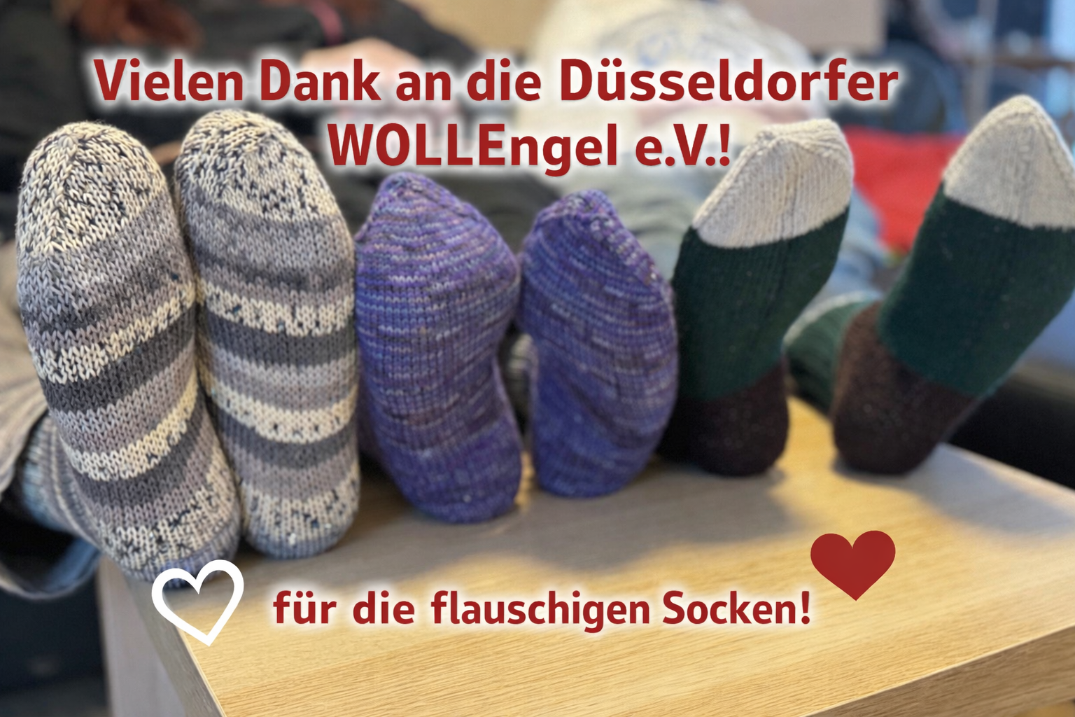 Vielen Dank an die Düsseldorfer WOLLEngel e.V. für die flauschigen Socken